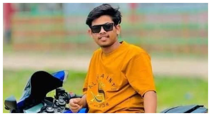 মোটরসাইকেলের বেপরোয়া গতিতে প্রাণ গেল তরুণের